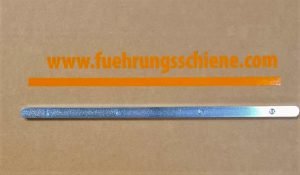 Verbinder für Führungsschienen